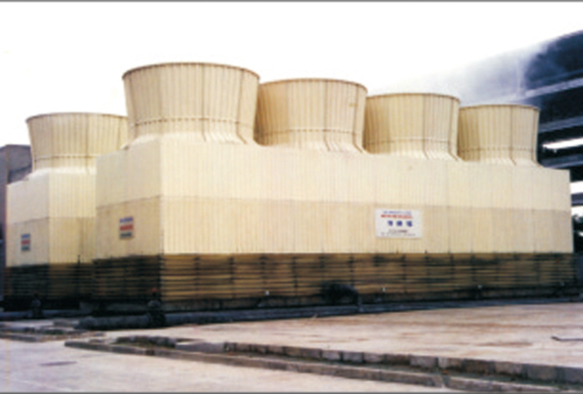 吉化公(gōng)司化肥厂600mh方形组合高风筒冷却塔